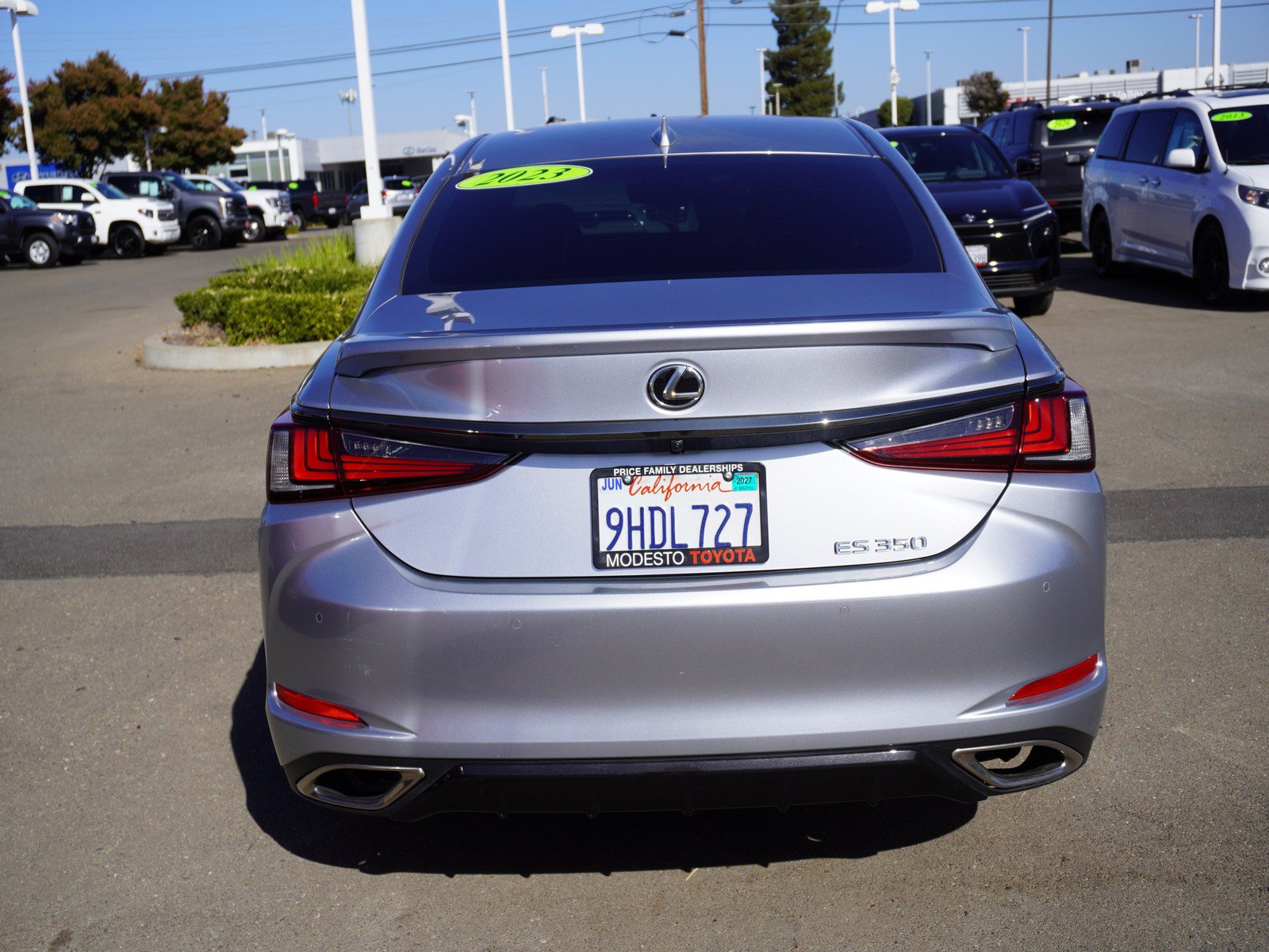 Used 2023 Lexus ES 350 F Sport w/ Accessory Package (Z2) FWD image 10