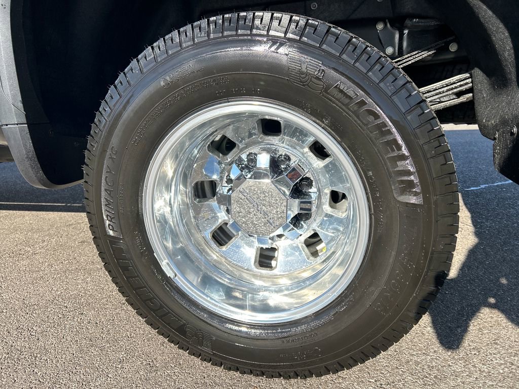 New 2026 GMC Sierra 3500 Denali w/ Denali Reserve Package image 59