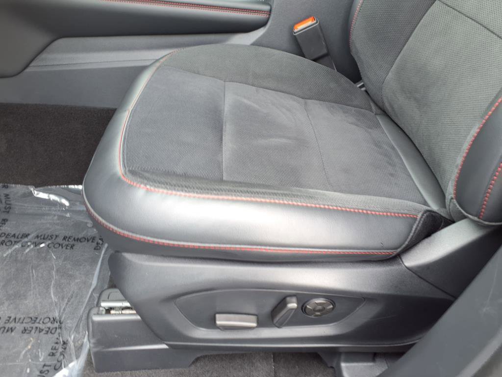 Used 2025 Ford Explorer ST image 22