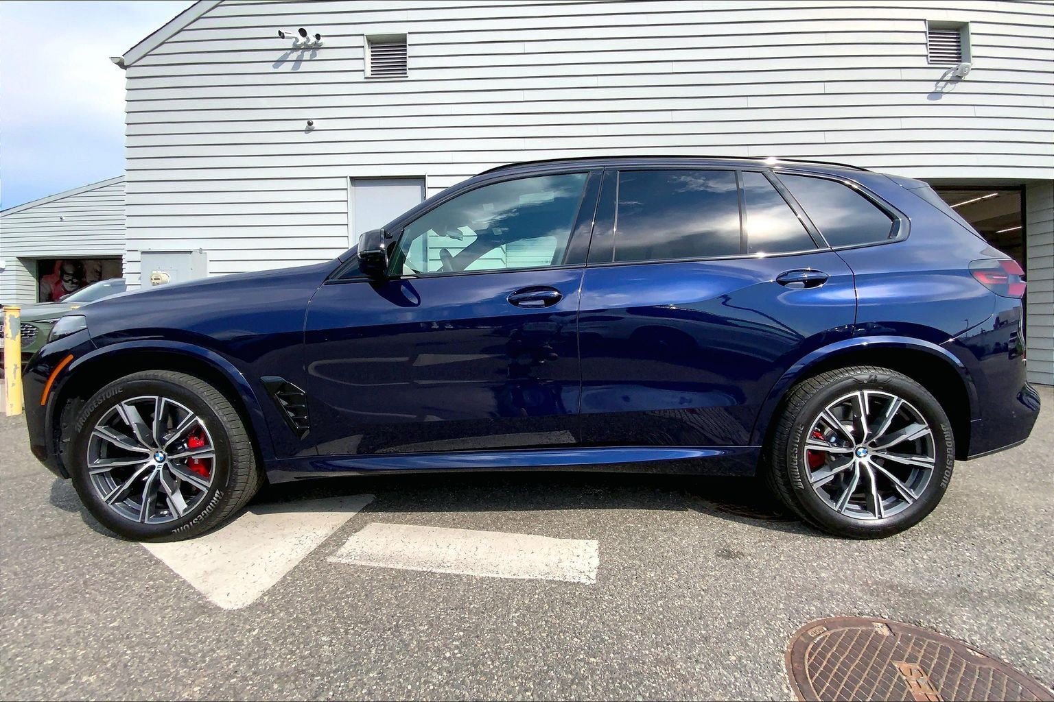 Used 2026 BMW X5 M60i w/ Executive Package AWD/4WD image 2