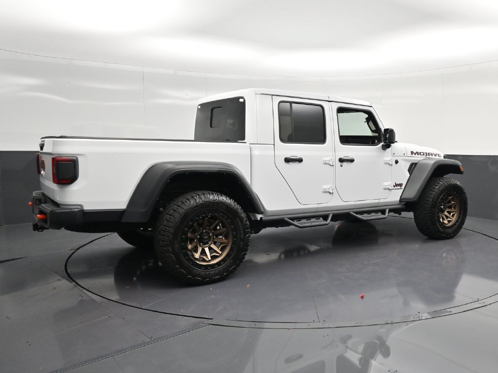 Used 2022 Jeep Gladiator Mojave w/ LED Lighting Group AWD/4WD image 3