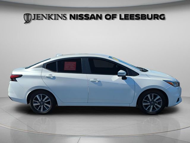 Certified 2020 Nissan Versa SV FWD image 3