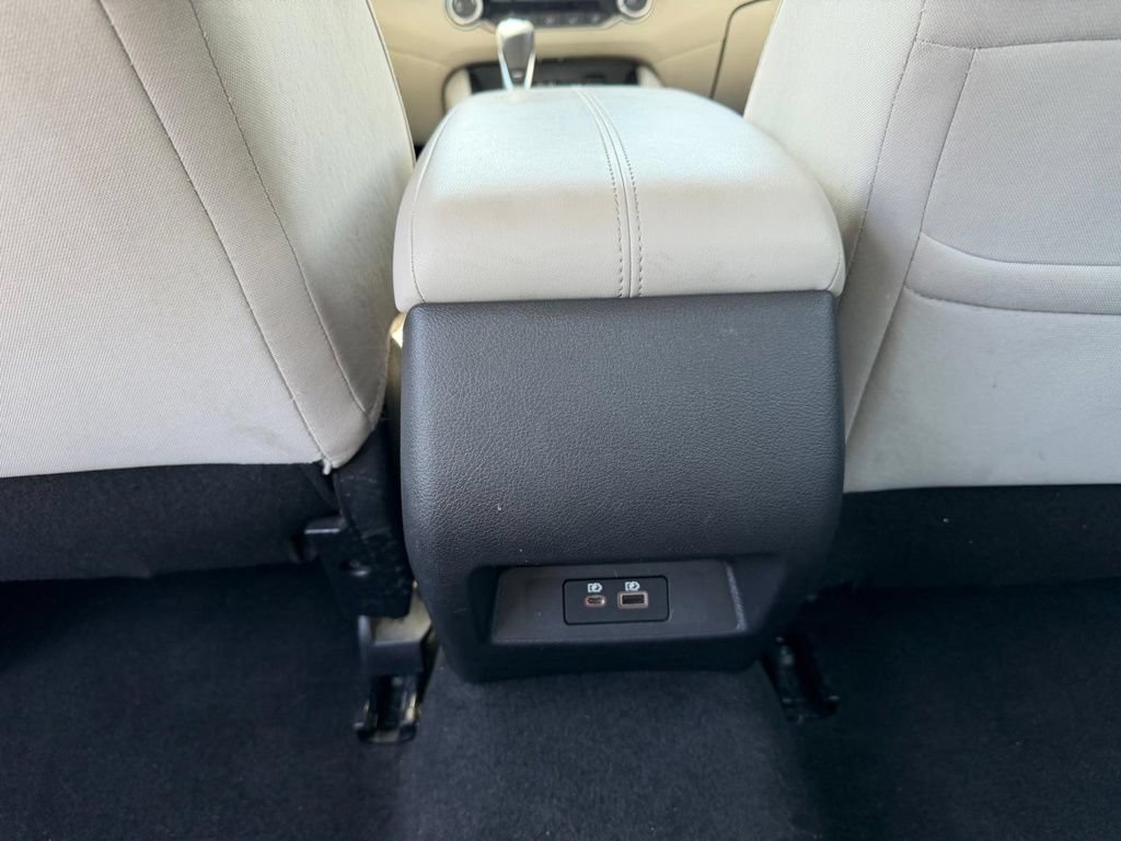 Used 2025 Nissan Altima 2.5 SV FWD image 18