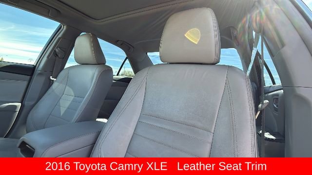 Used 2016 Toyota Camry XLE w/ Moonroof Package FWD image 11