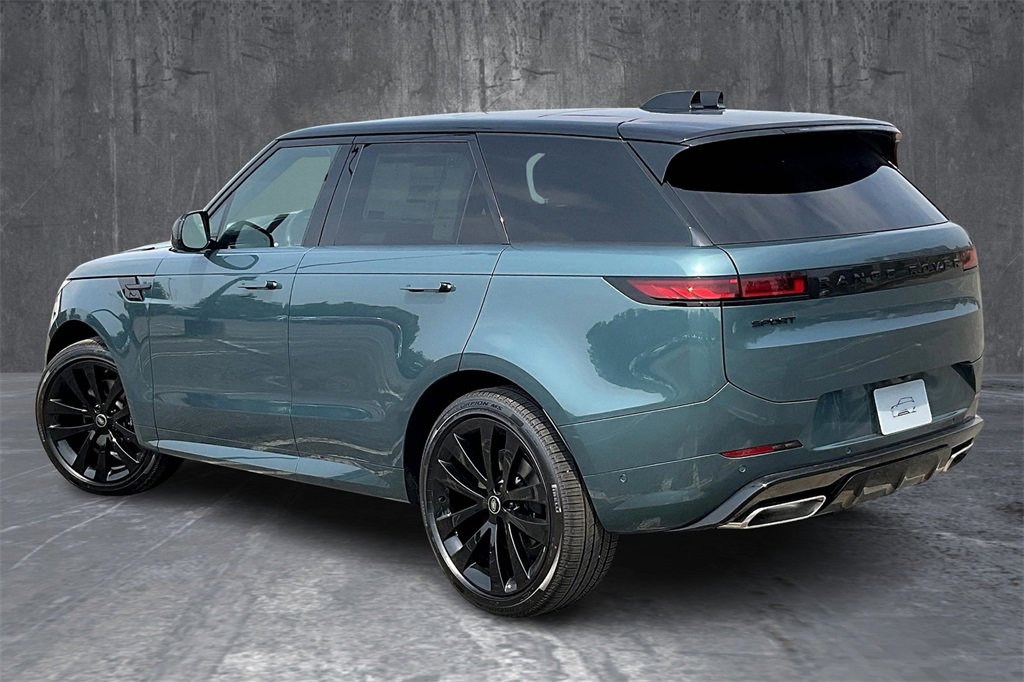 New 2025 Land Rover Range Rover Sport Dynamic SE image 3