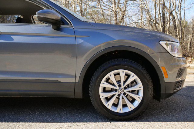 Used 2020 Volkswagen Tiguan S image 42