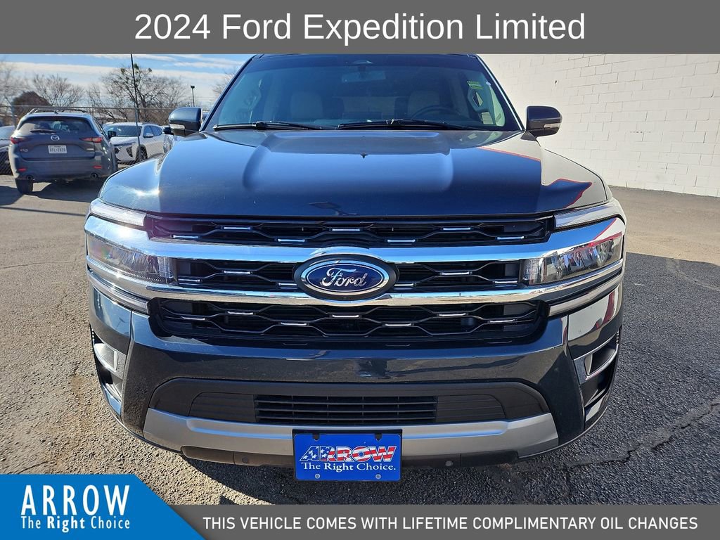 Used 2024 Ford Expedition Limited image 3