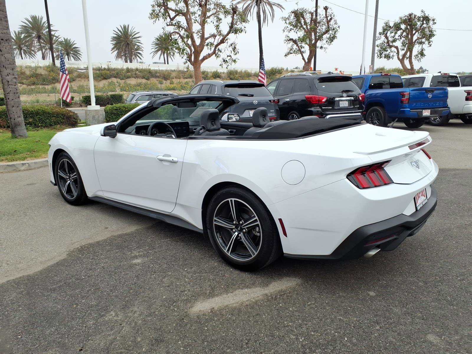 Used 2025 Ford Mustang Premium RWD image 12