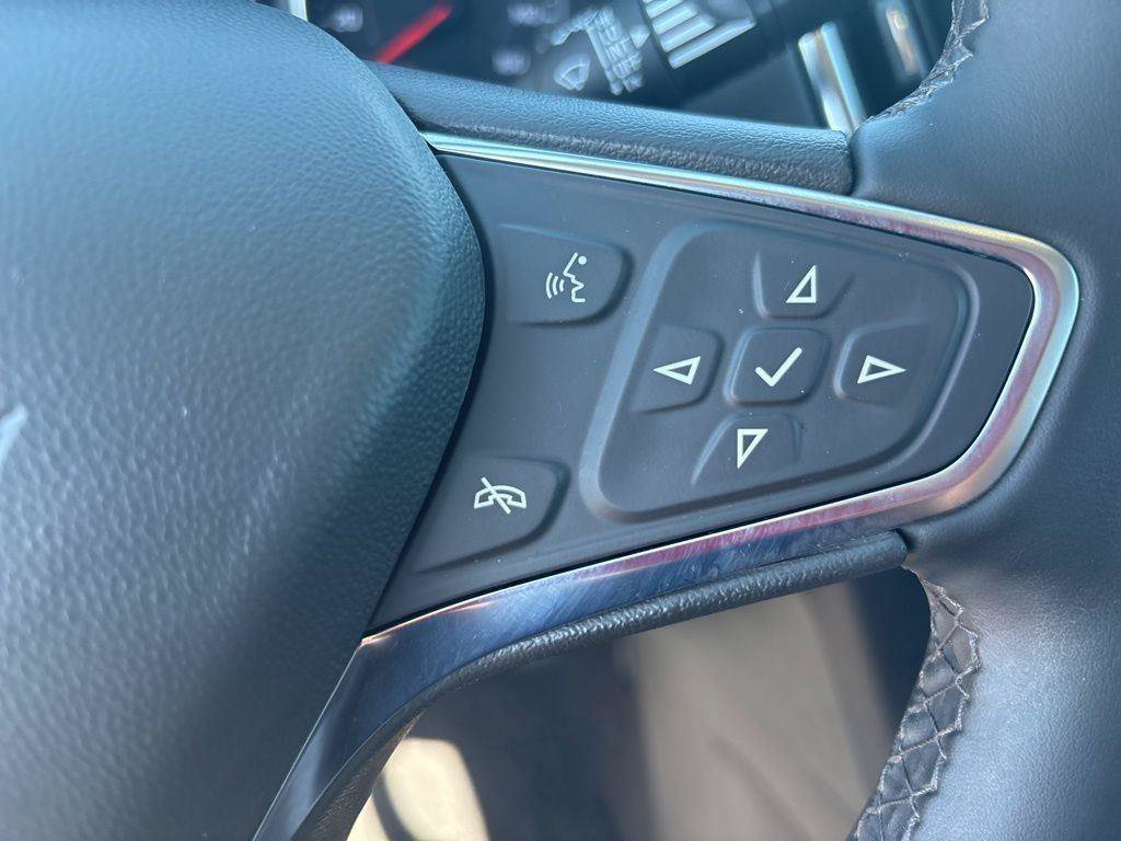 Used 2024 Chevrolet Equinox LT AWD/4WD image 22