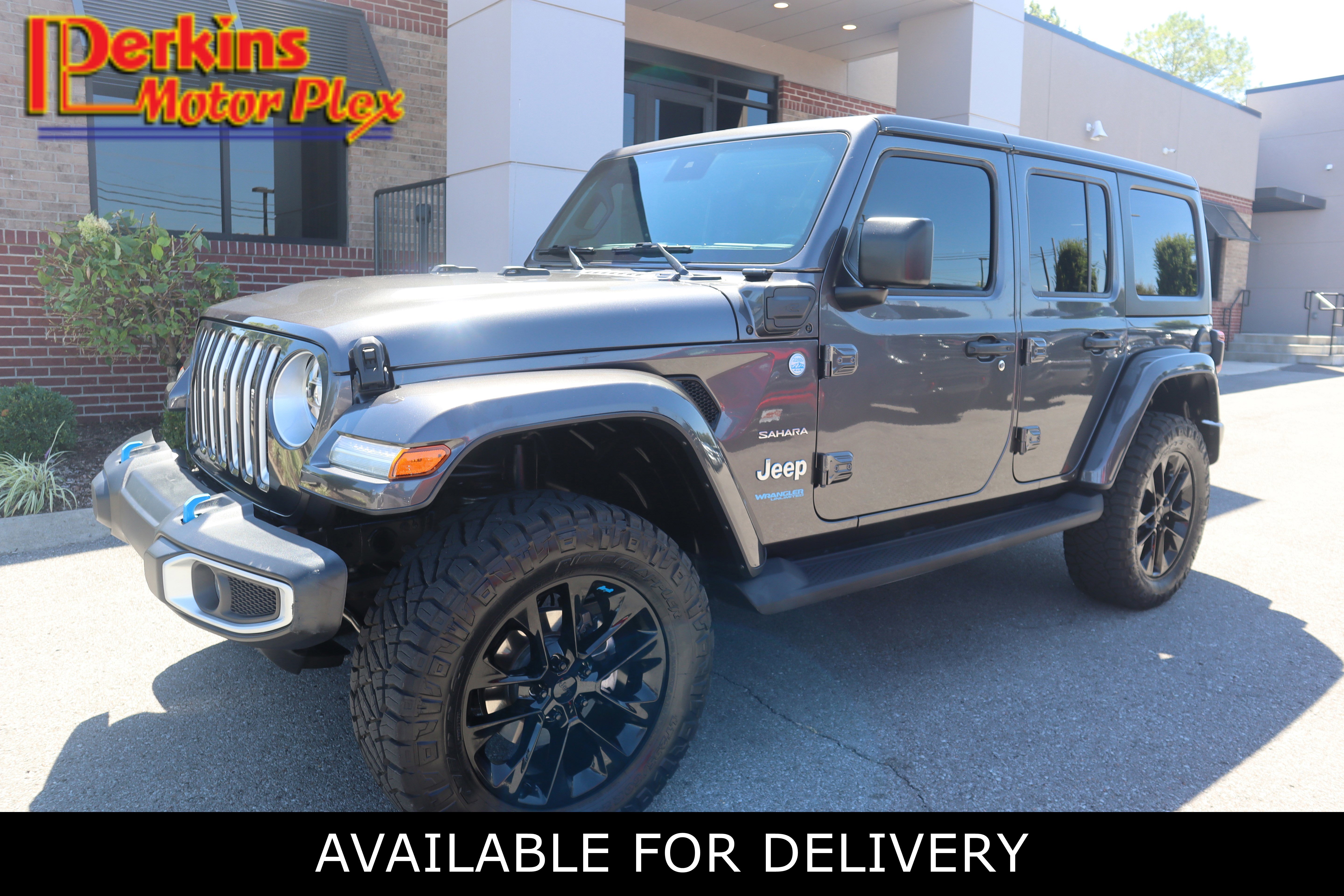 Used 2022 Jeep Wrangler Unlimited Sahara w/ Cold Weather Group video 1