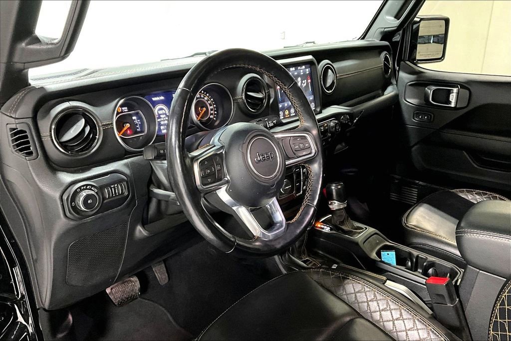 Used 2020 Jeep Wrangler Unlimited Sahara image 16