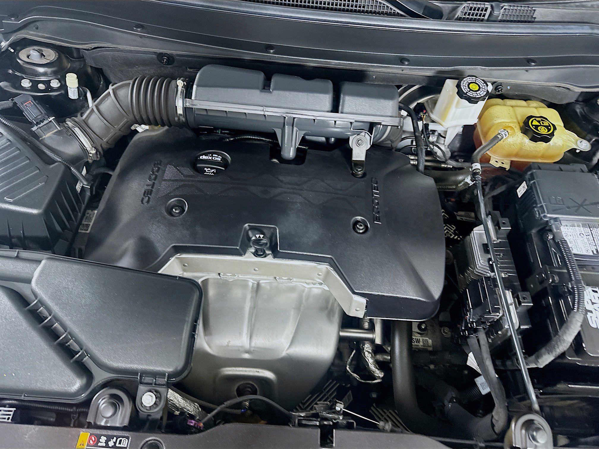 Used 2020 Buick Envision Essence image 32