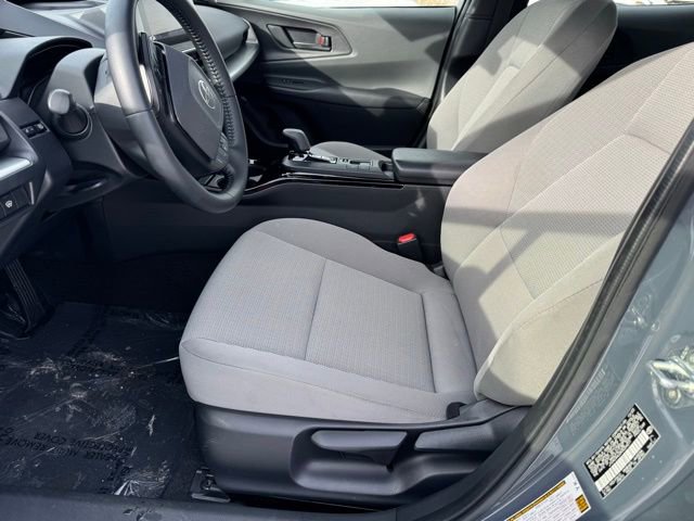 Used 2024 Toyota Prius LE image 5