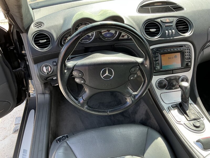 Used 2004 Mercedes-Benz SL 55 AMG image 24