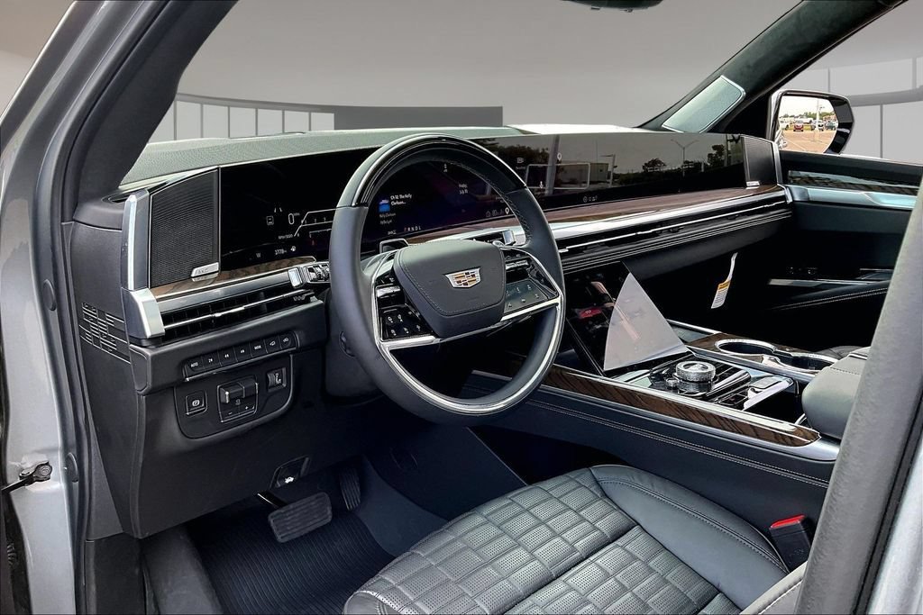 New 2026 Cadillac Escalade Platinum Sport w/ LPO, ONYX Package AWD/4WD image 6