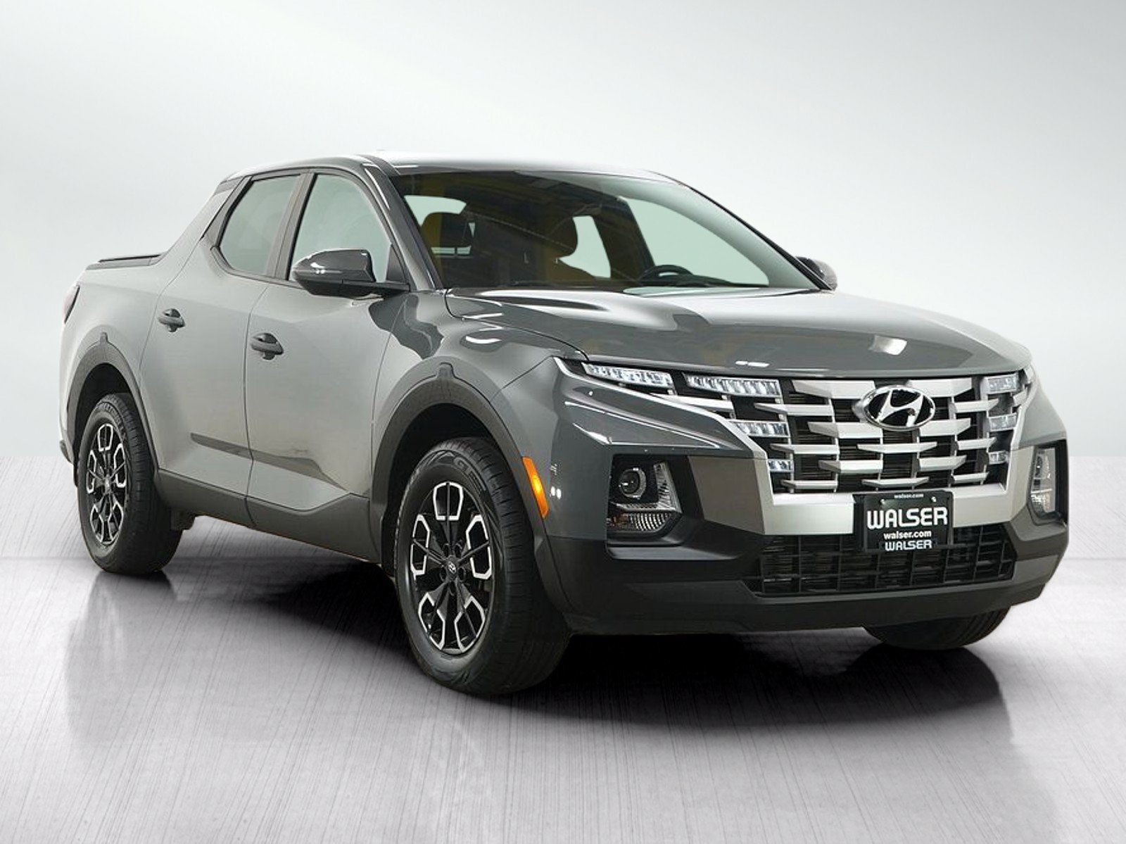 Used 2022 Hyundai Santa Cruz SEL w/ Winter Package AWD/4WD image 8