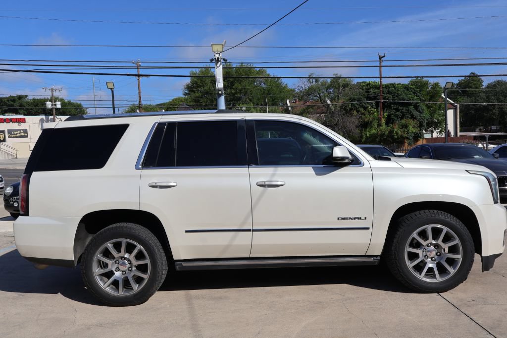 Used 2015 GMC Yukon Denali w/ Premium Package AWD/4WD image 8