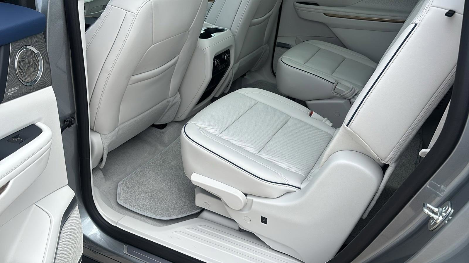 New 2026 Buick Enclave Avenir w/ LPO, All-Weather Package image 27