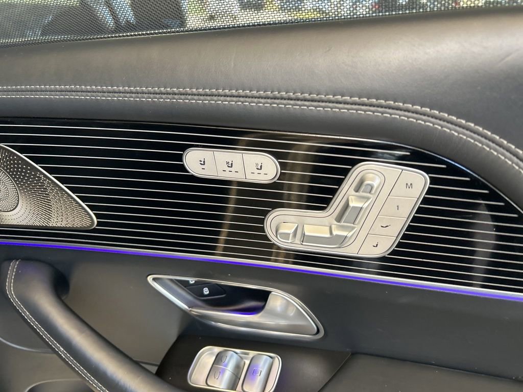 Used 2021 Mercedes-Benz Maybach GLS 600 4MATIC image 39