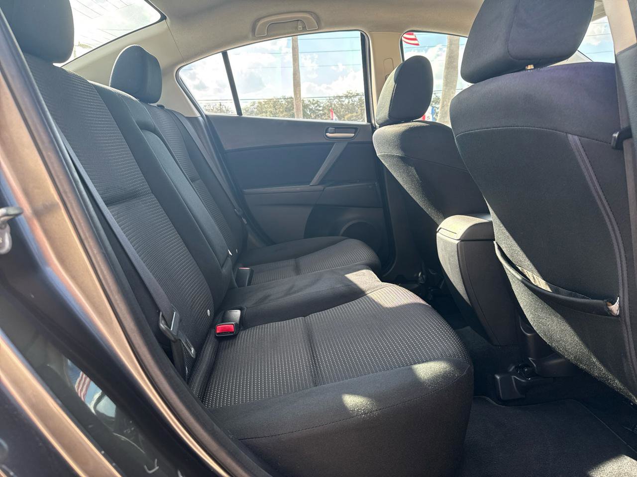 Used 2012 MAZDA MAZDA3 i Touring image 14