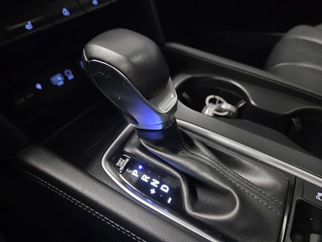 Used 2020 Hyundai Santa Fe Limited image 22