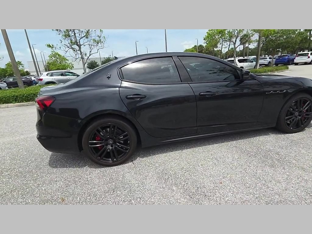 Used 2023 Maserati Ghibli Modena RWD image 39