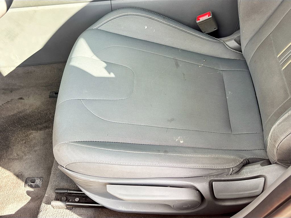 Used 2023 Hyundai Elantra SEL w/ Convenience Package image 19