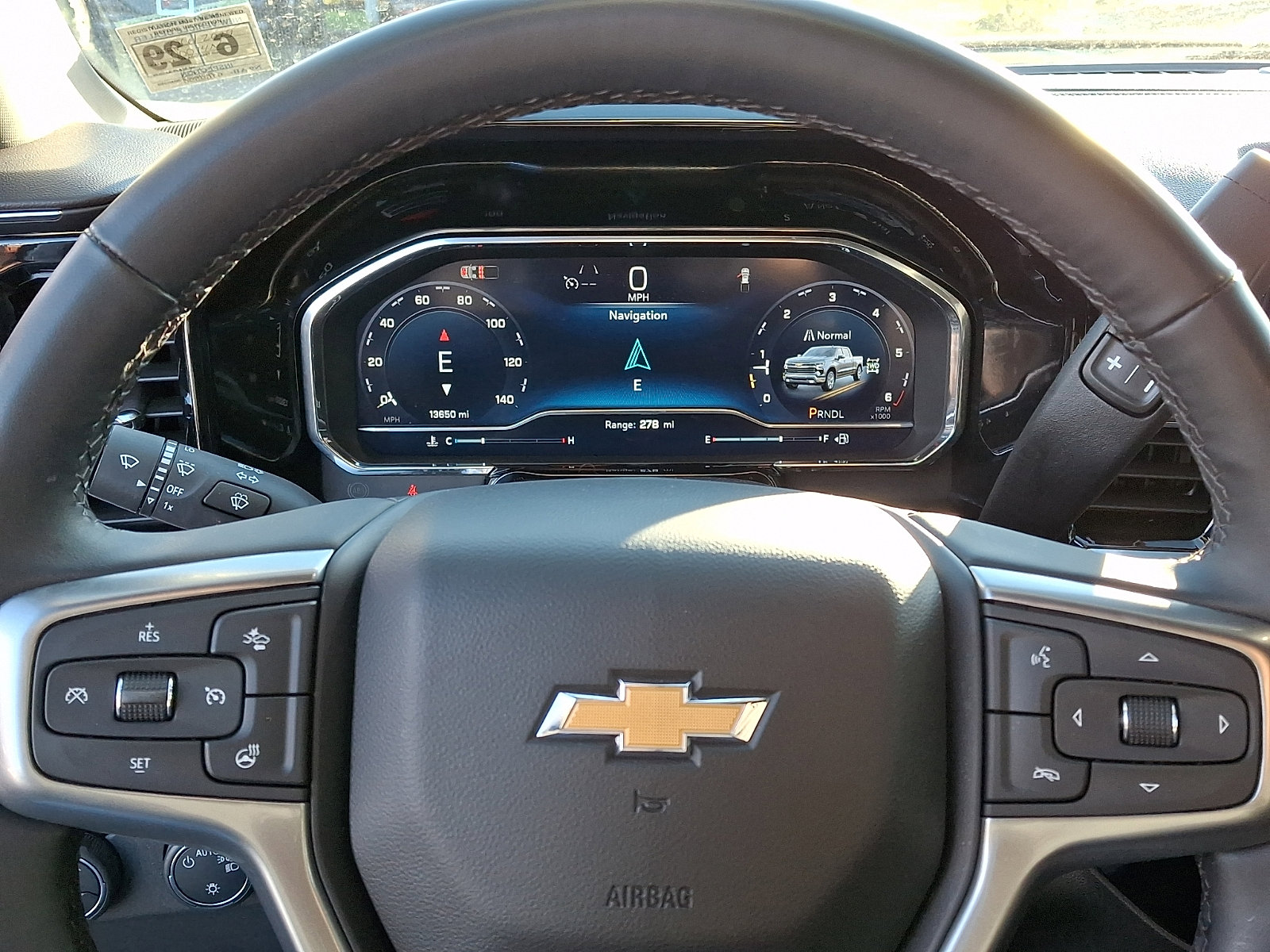 Used 2024 Chevrolet Silverado 1500 LT image 25