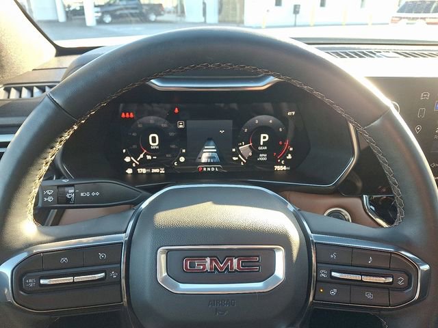 Used 2024 GMC Canyon AT4 w/ AT4 Premium Package image 18