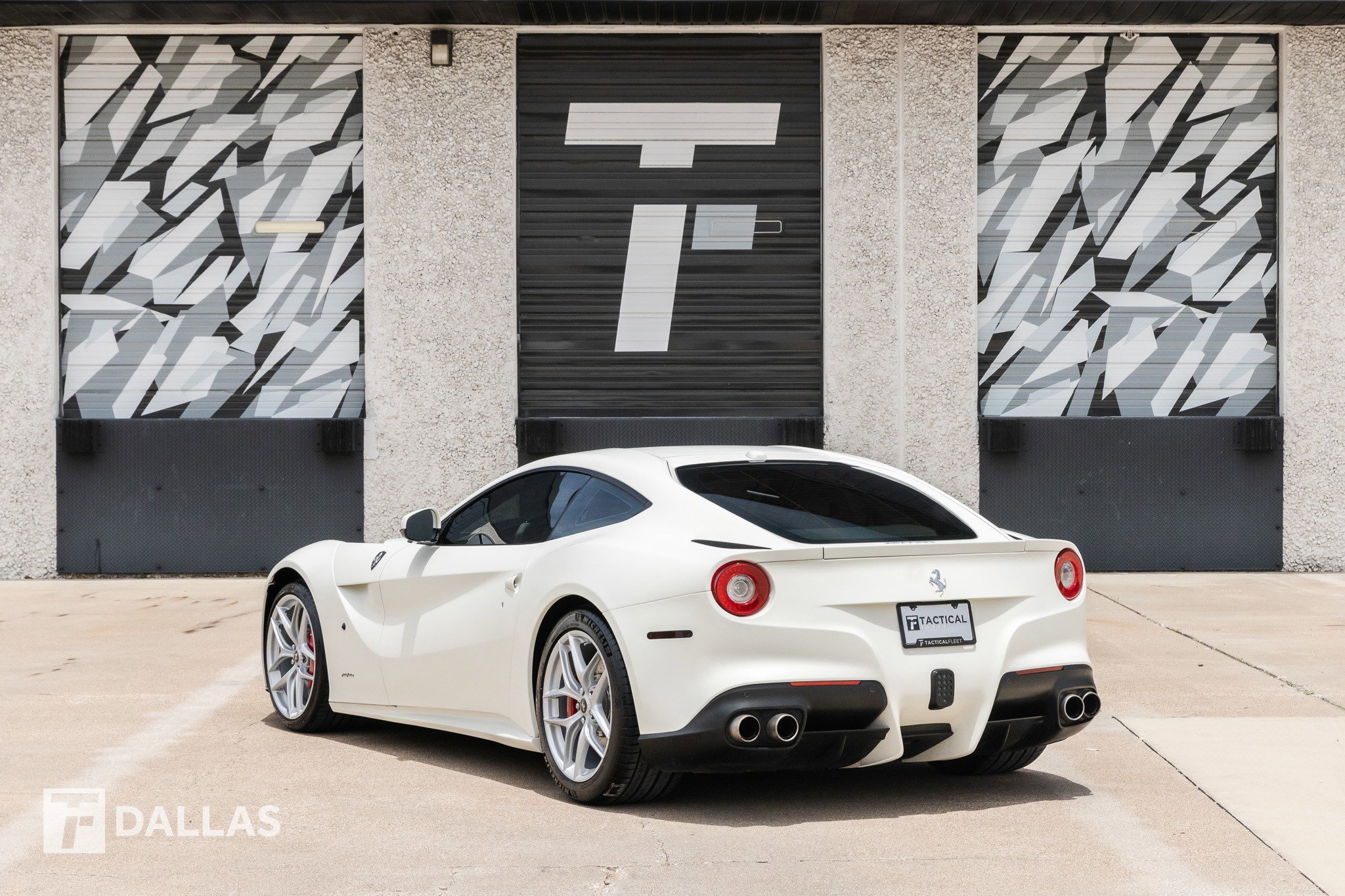 Used 2014 Ferrari F12 Berlinetta image 13