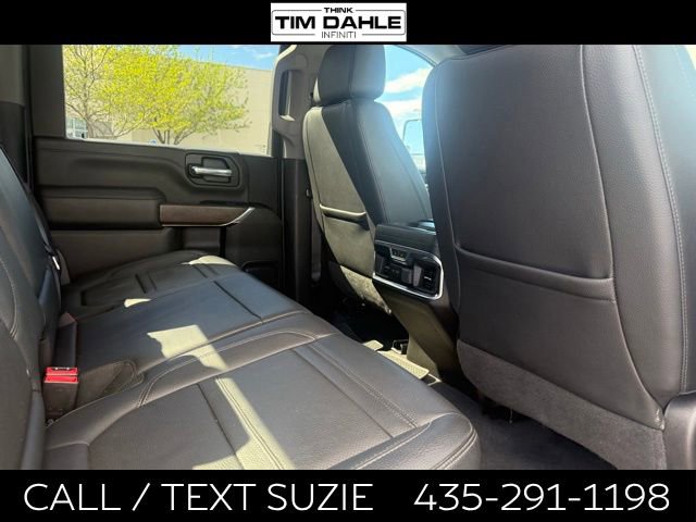 Used 2022 GMC Sierra 3500 Denali w/ Denali Ultimate Package AWD/4WD image 17