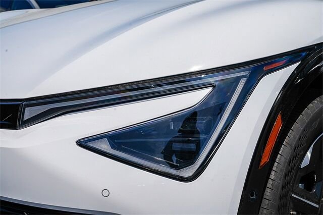 New 2025 Kia EV6 Wind image 8