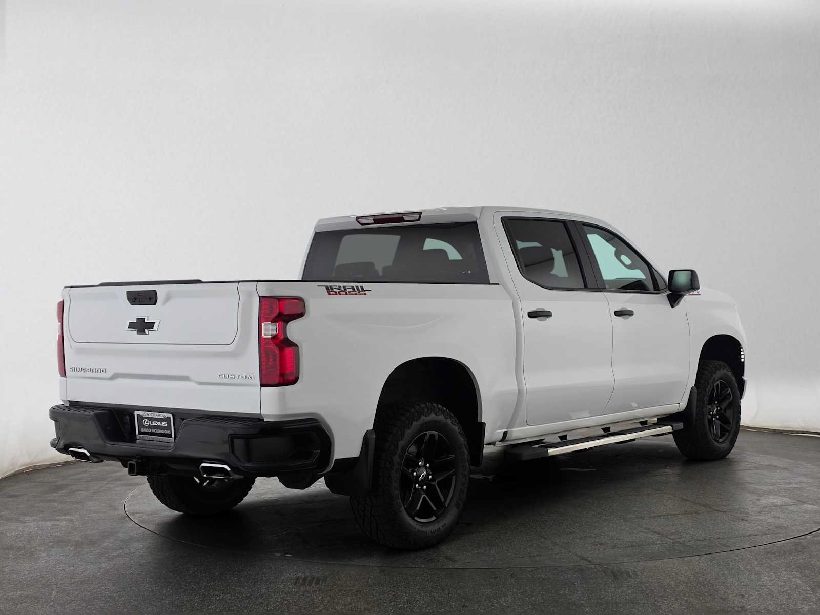Used 2025 Chevrolet Silverado 1500 Custom Trail Boss AWD/4WD image 3