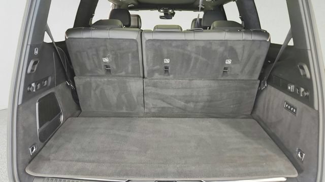 Used 2024 Jeep Grand Wagoneer Series III w/ Rear Seat Video Group 1 AWD/4WD image 25