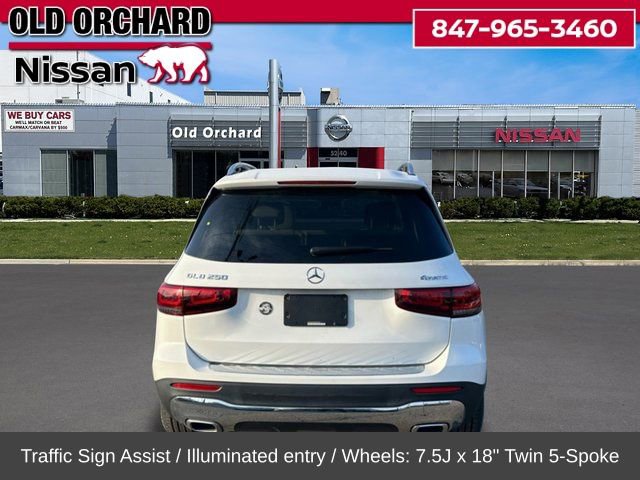 Used 2022 Mercedes-Benz GLB 250 4MATIC w/ Premium Package Lite image 7