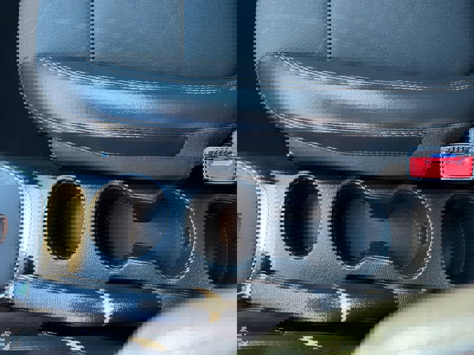 Certified 2022 Chevrolet Trax LT w/ LT Convenience Package AWD/4WD image 20