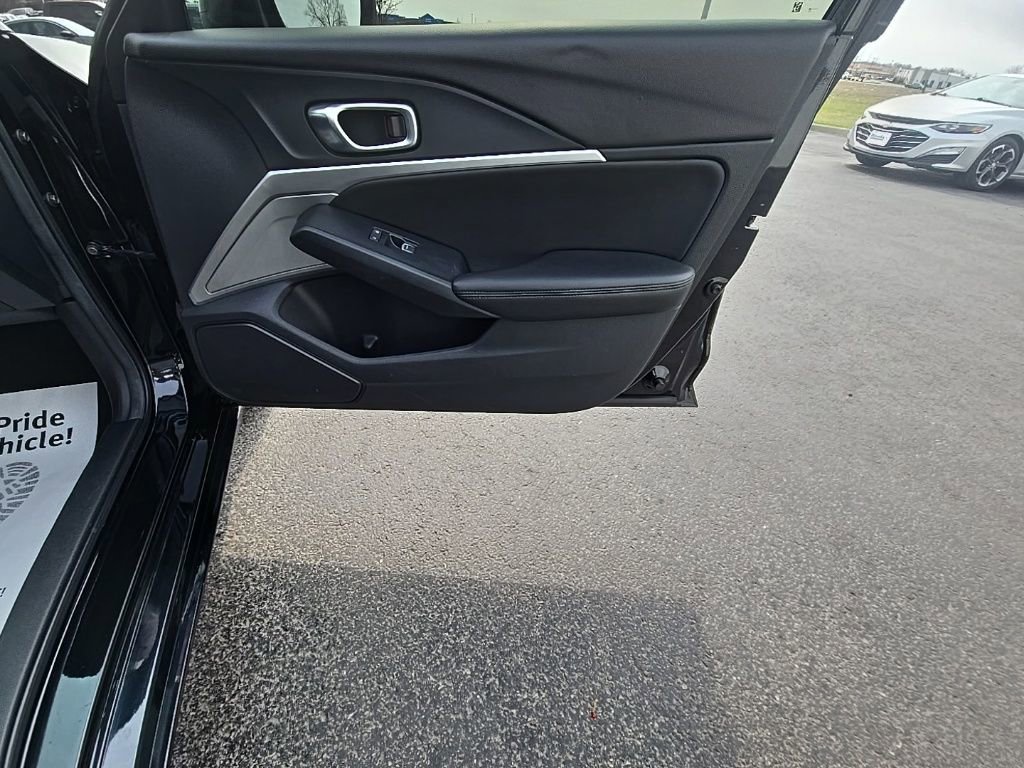 Used 2025 Acura Integra Base image 30