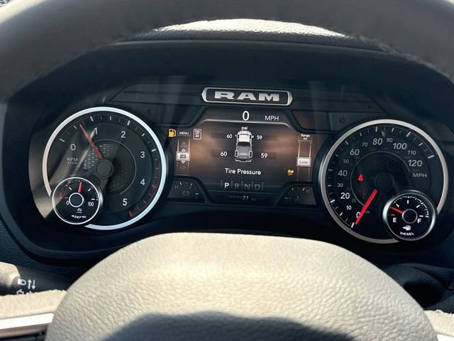 New 2025 RAM 2500 Tradesman AWD/4WD image 16