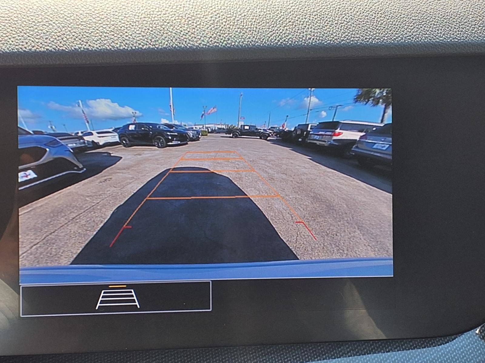 Used 2023 Buick Envision Preferred FWD image 21