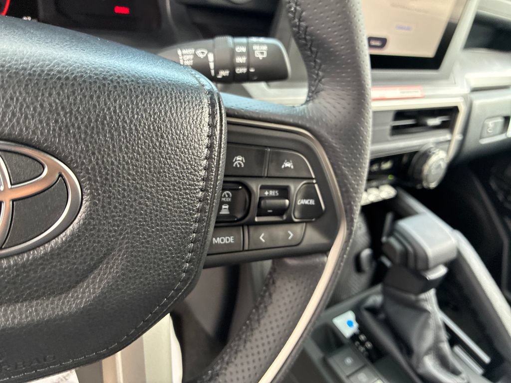 New 2026 Toyota 4Runner SR5 AWD/4WD image 22
