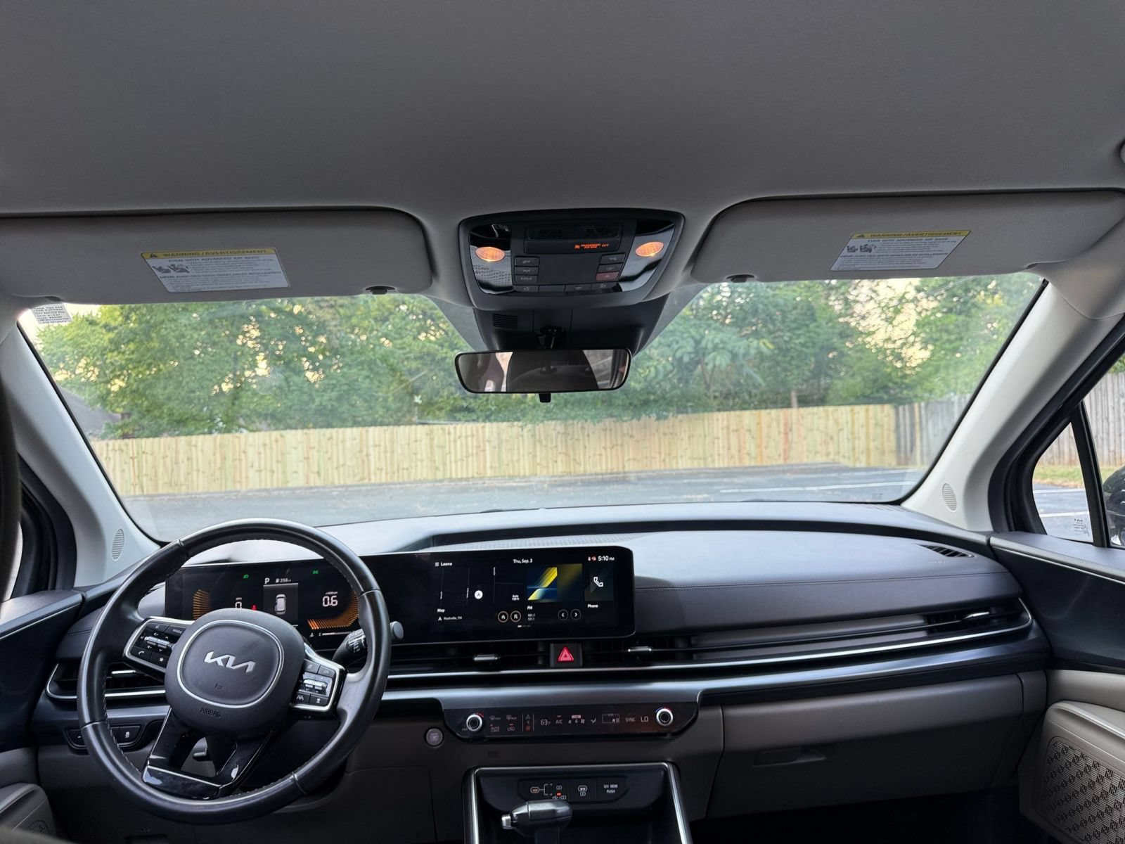 Used 2026 Kia Carnival FWD image 35