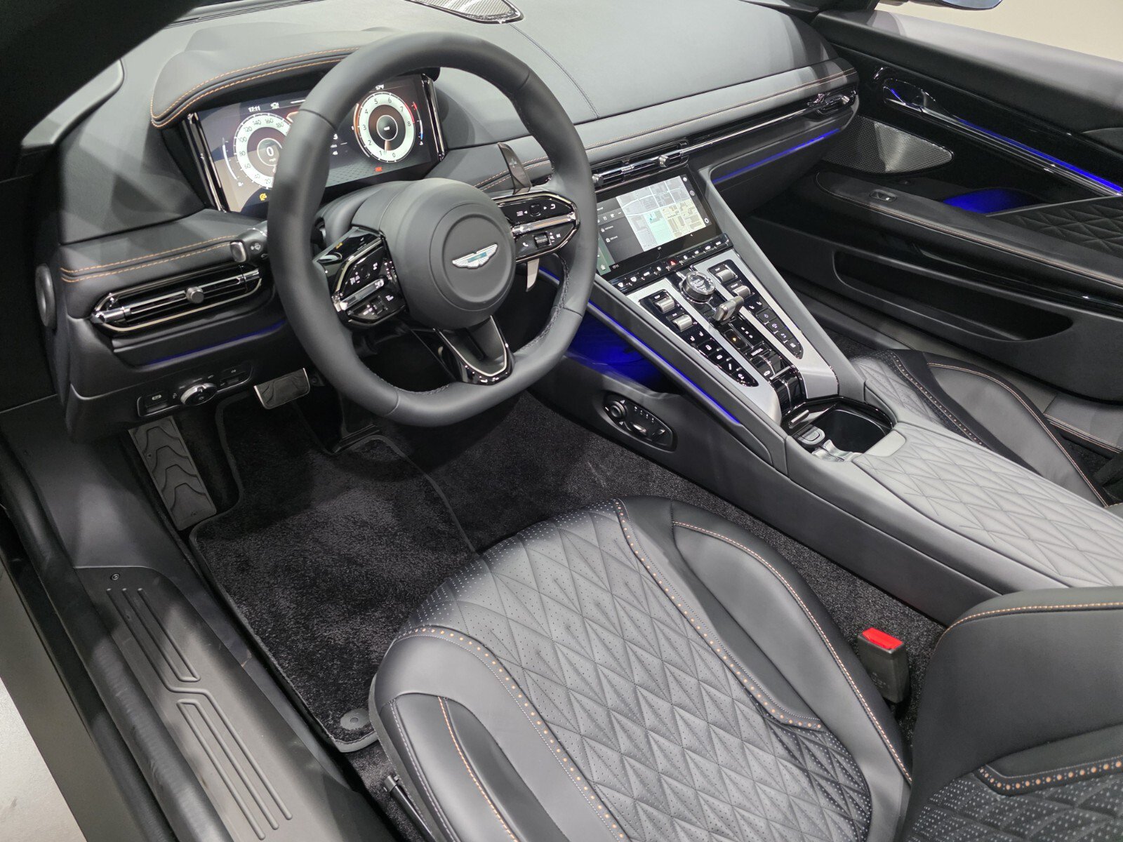 New 2026 Aston Martin DB12 Convertible RWD image 3