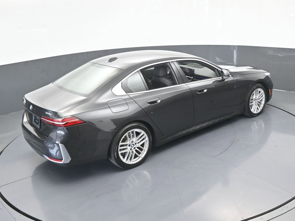 Used 2024 BMW 530i xDrive image 68