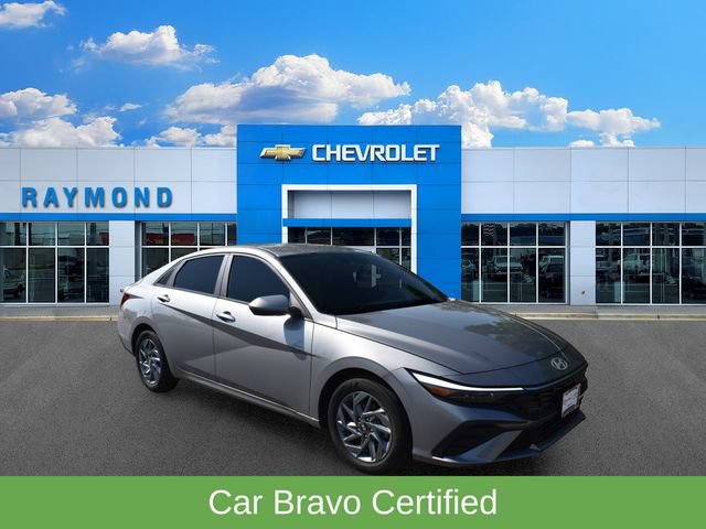 Used 2024 Hyundai Elantra SEL FWD image 1