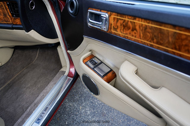 Used 1988 Jaguar XJ Vanden Plas RWD image 46
