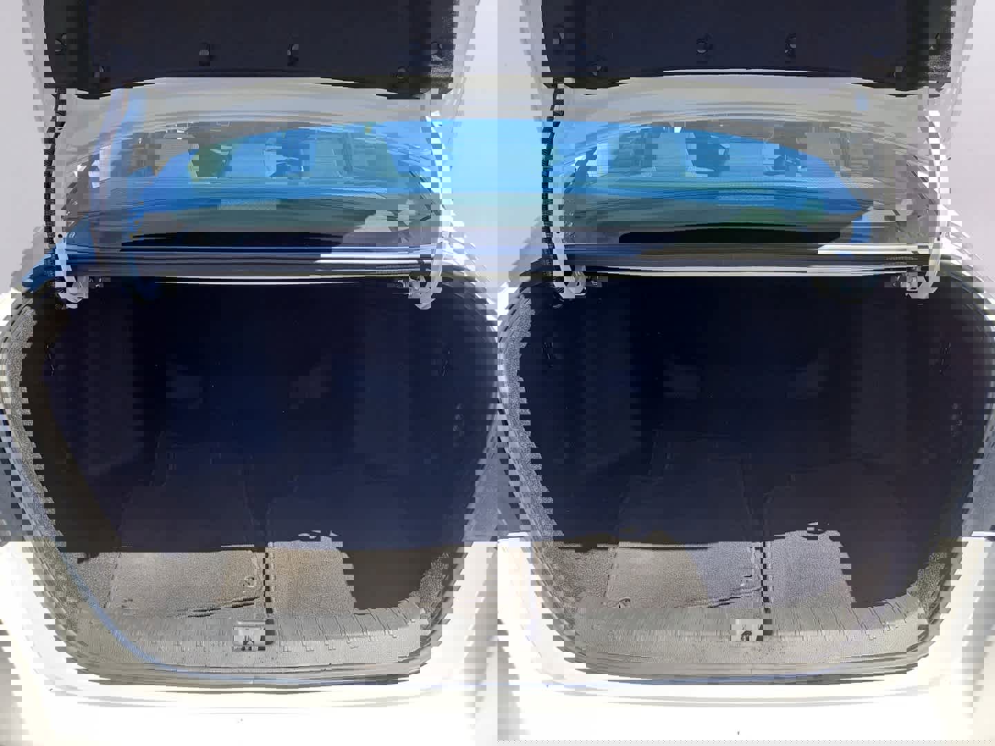 Used 2023 Honda Accord EX image 27