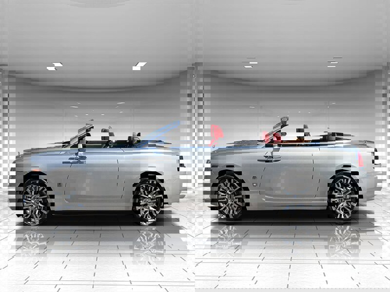 Used 2016 Rolls-Royce Dawn image 39