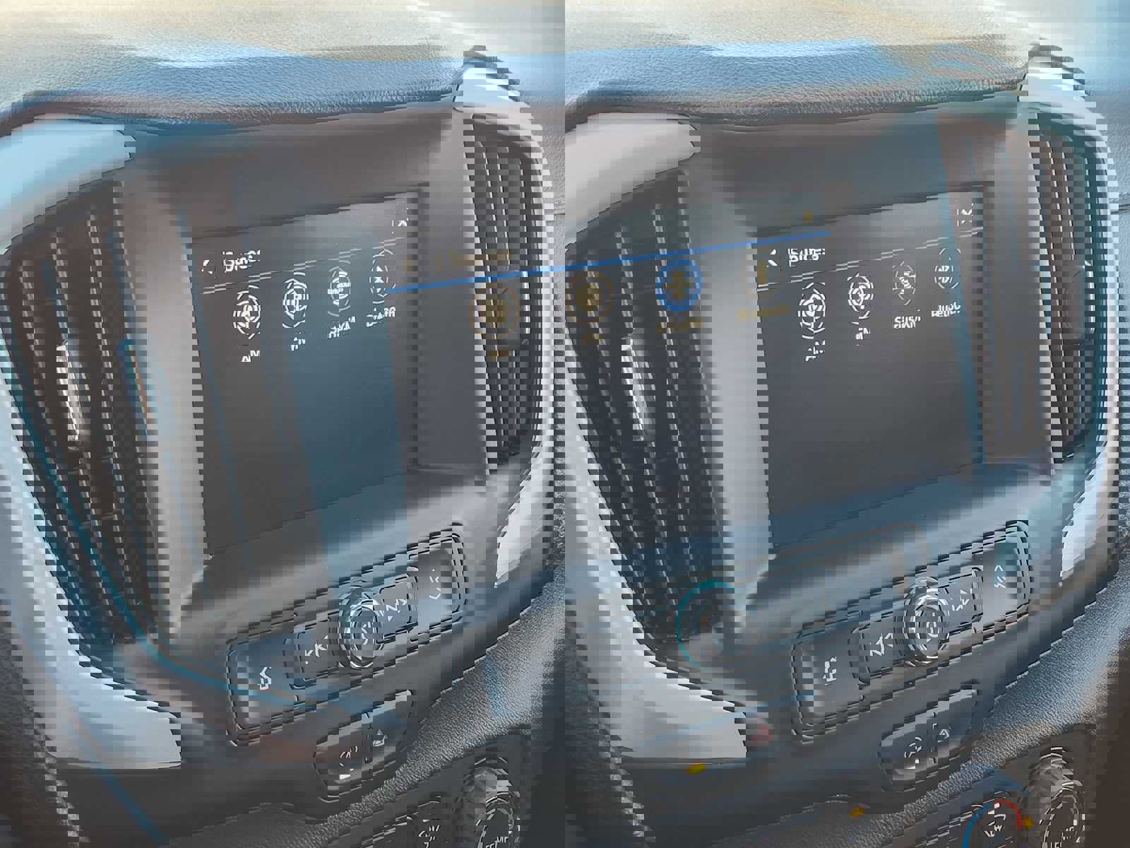 Used 2024 GMC Terrain SLE image 20