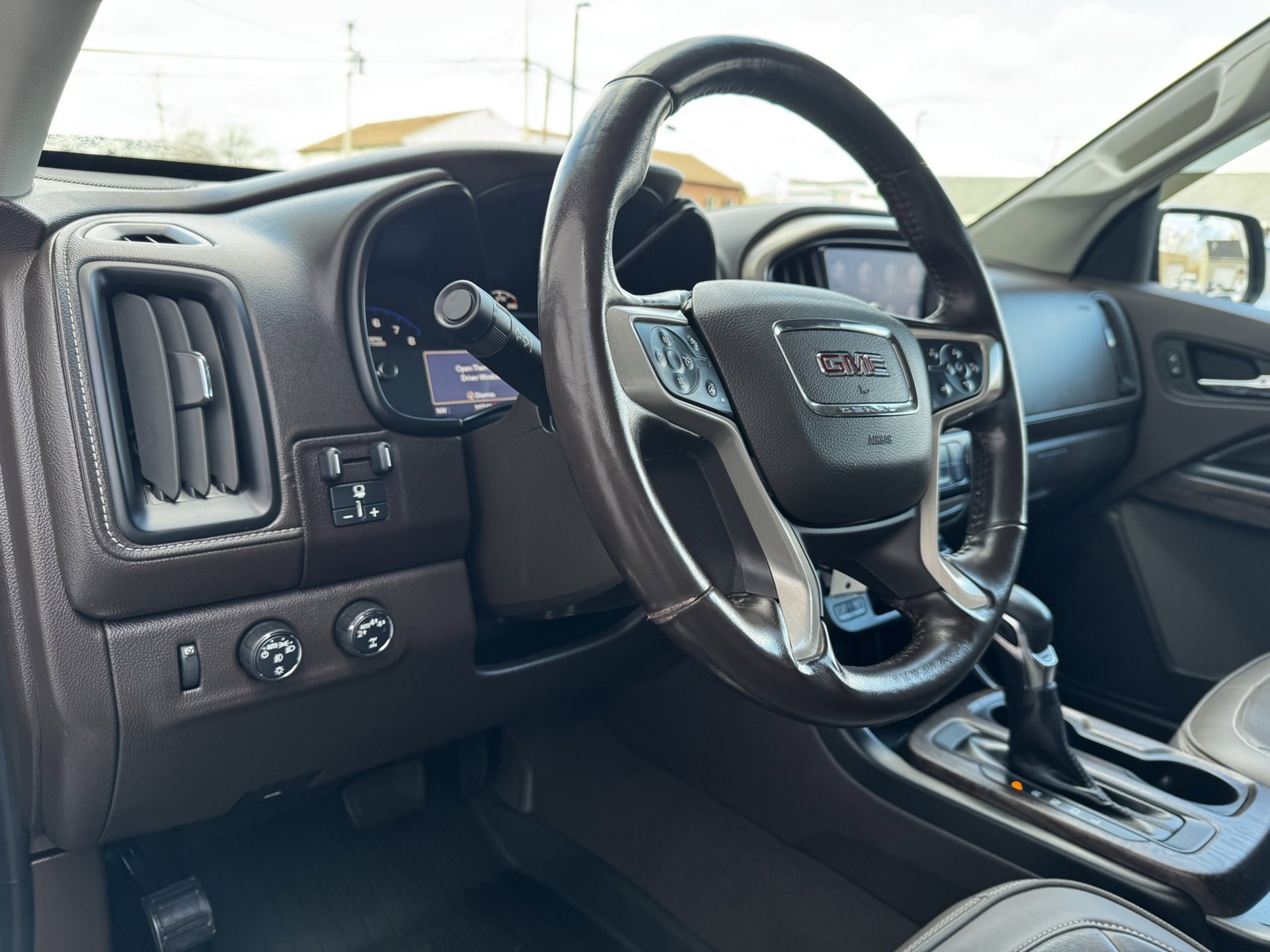 Used 2022 GMC Canyon Denali image 23