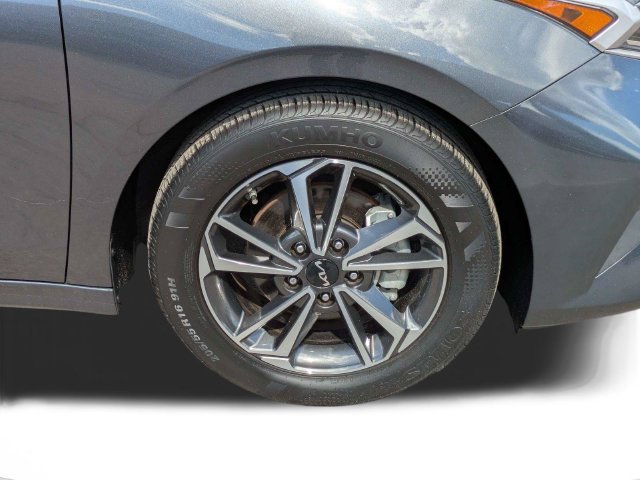 Used 2023 Kia Forte LXS FWD image 11